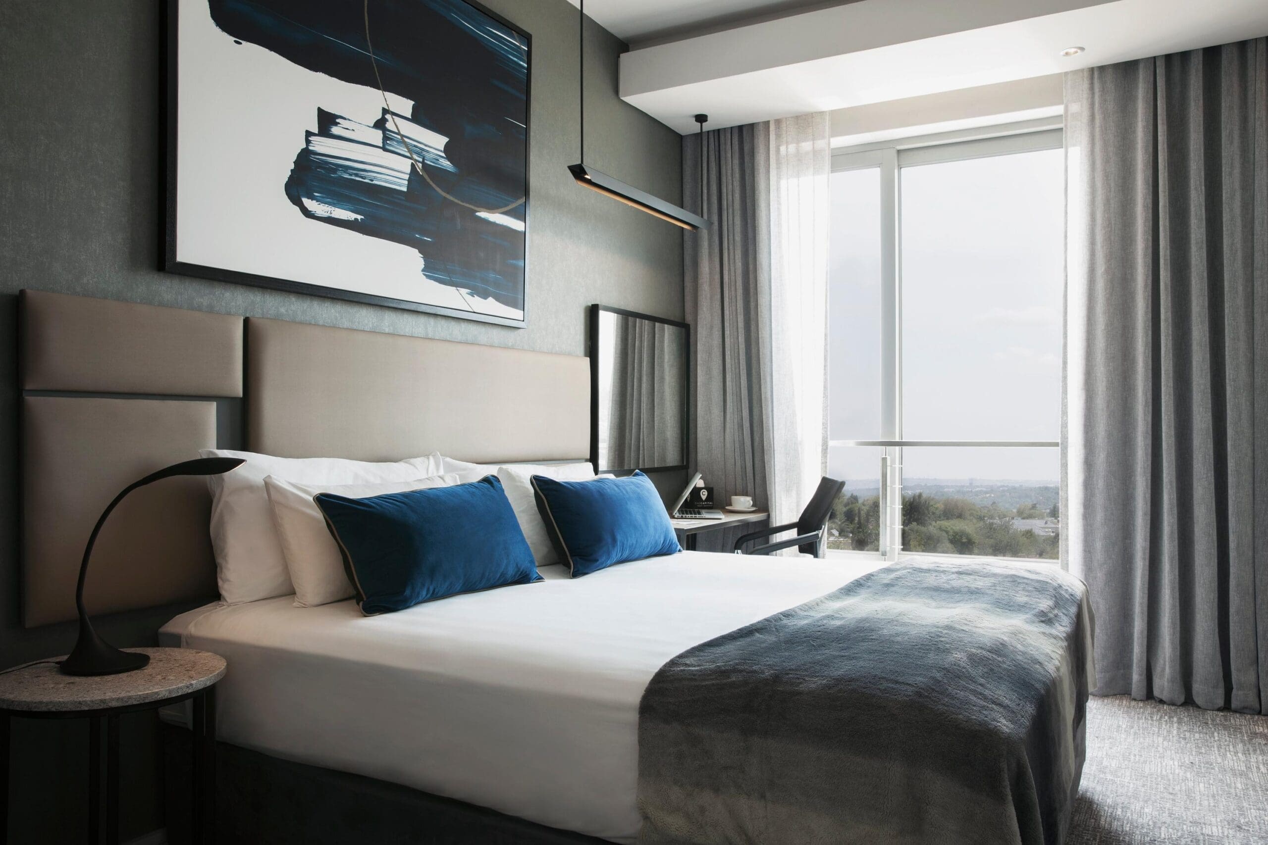 Porn Poll of the Week: Studio Porn vs Amateur Porn