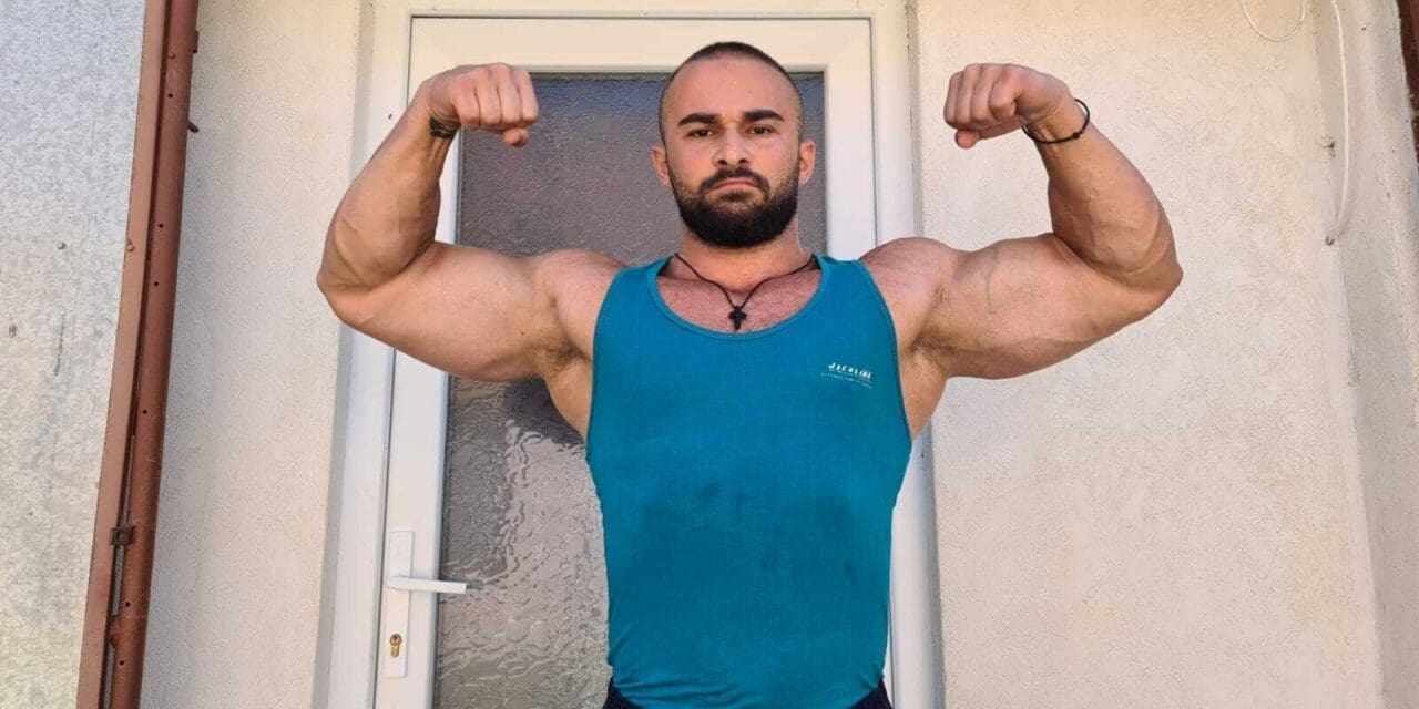 Tonny Storm Loves to Train Hard on Gay Cams